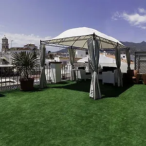 2* מלון Central Boutique